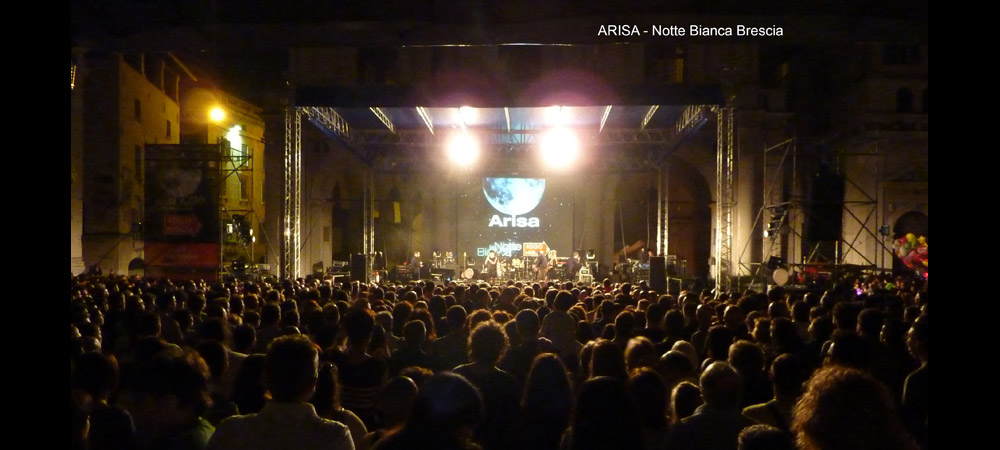 Notte bianca Piazza Loggia Brescia - Concerto Arisa